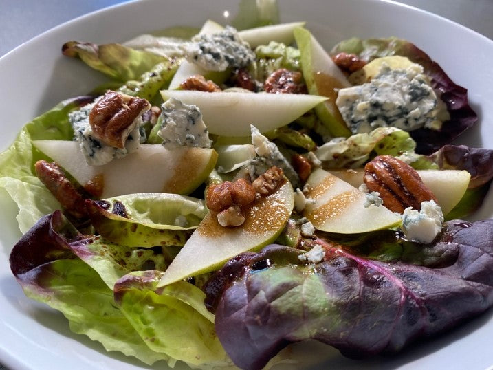 Cinnamon Pear And Blue Cheese Salad With Pecans Island Olive Oil Company